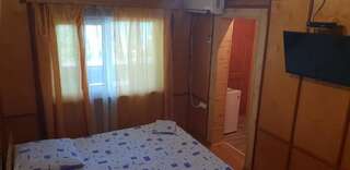 Отель River Hotel Гагра Бюджетный трехместный номер-3